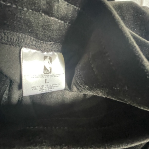 NBA Chicago Bulls black velour tracksuit jogger pants size Large - Picture 12 of 13